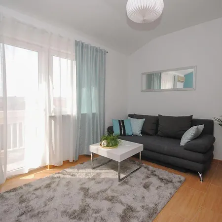 Apartment Tina Podstrana Exteriör bild