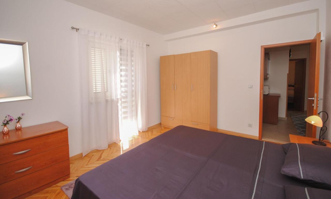 Apartman Tina *